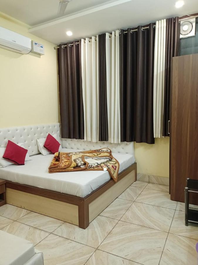 Hotel vinayak inn Haridwār Exterior foto